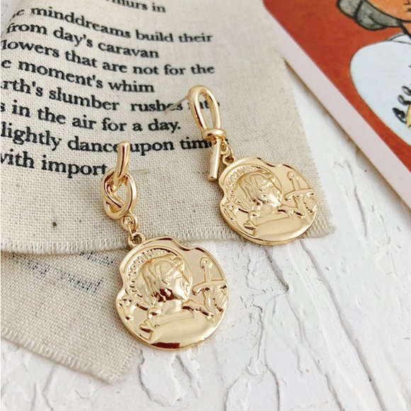 💎✨ 925 Boho Coin Knot Earrings - Picture 3 of 3